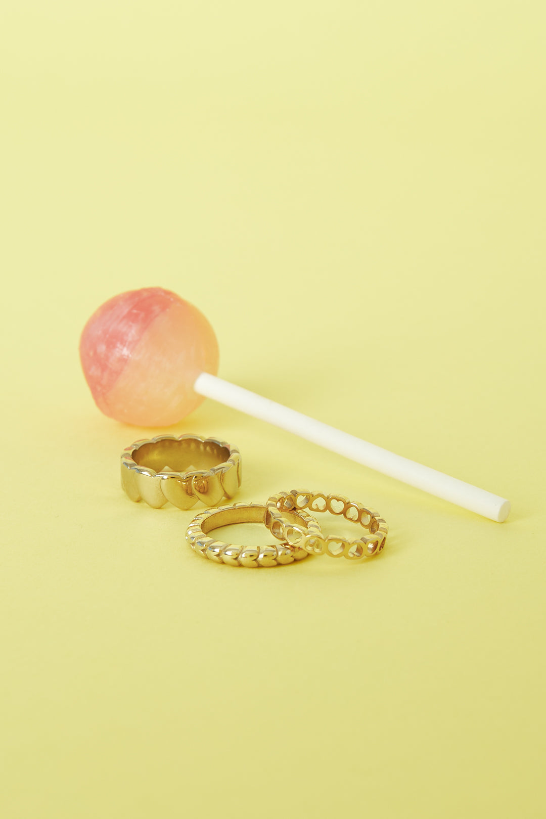 Herhalende hartjes ring