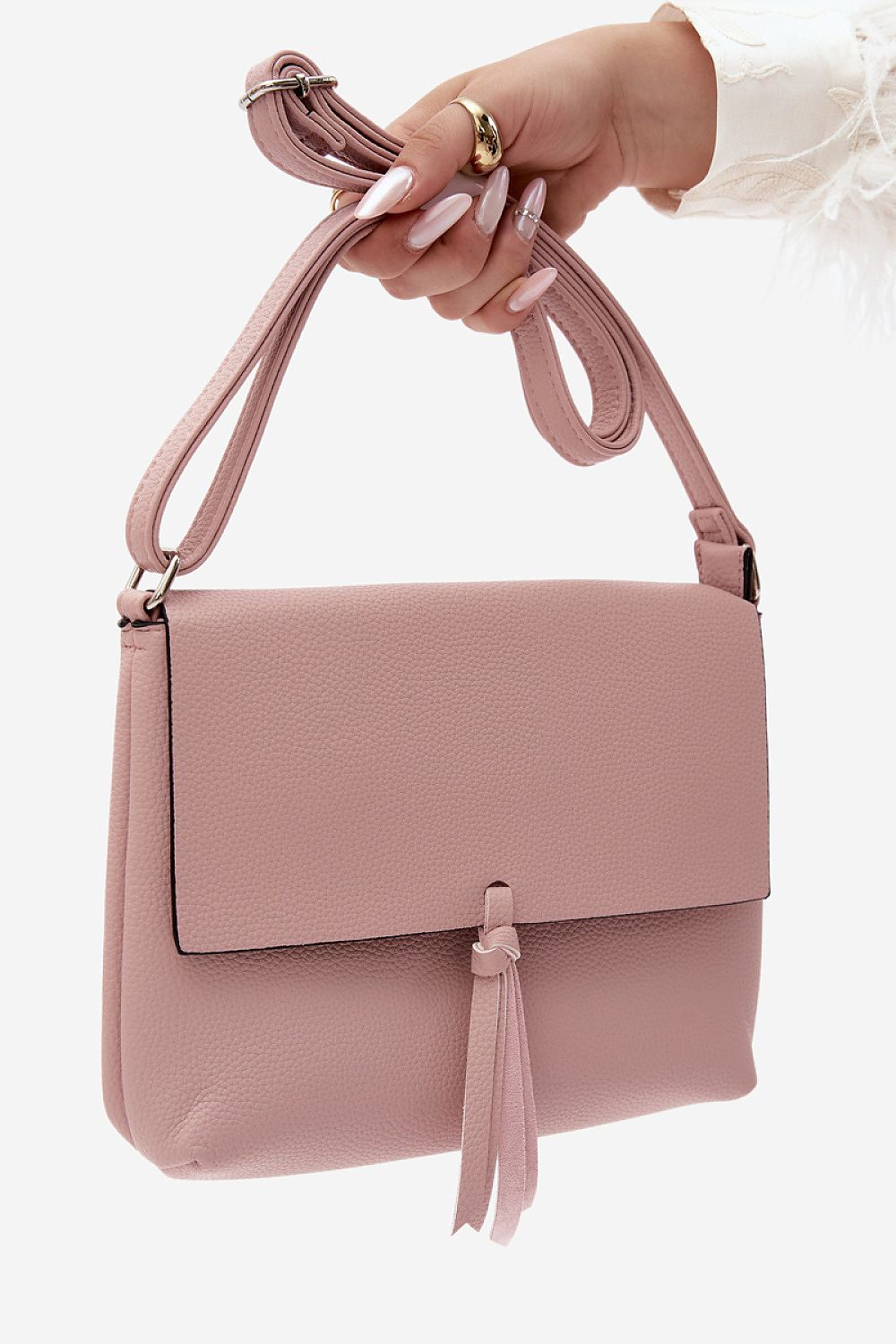 Day time clutch model 230405 Step in style