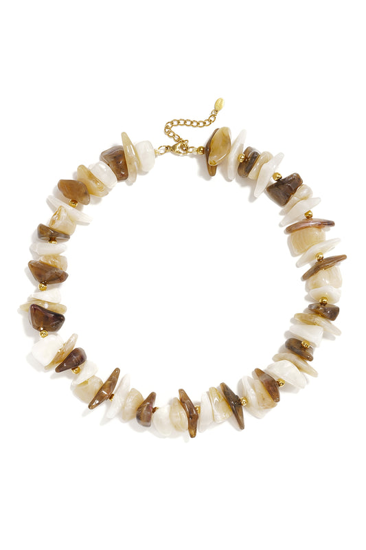Kralen ketting met verschillende vormen en kleuren steentjes