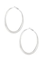 basic oorbellen met uiteenloping
