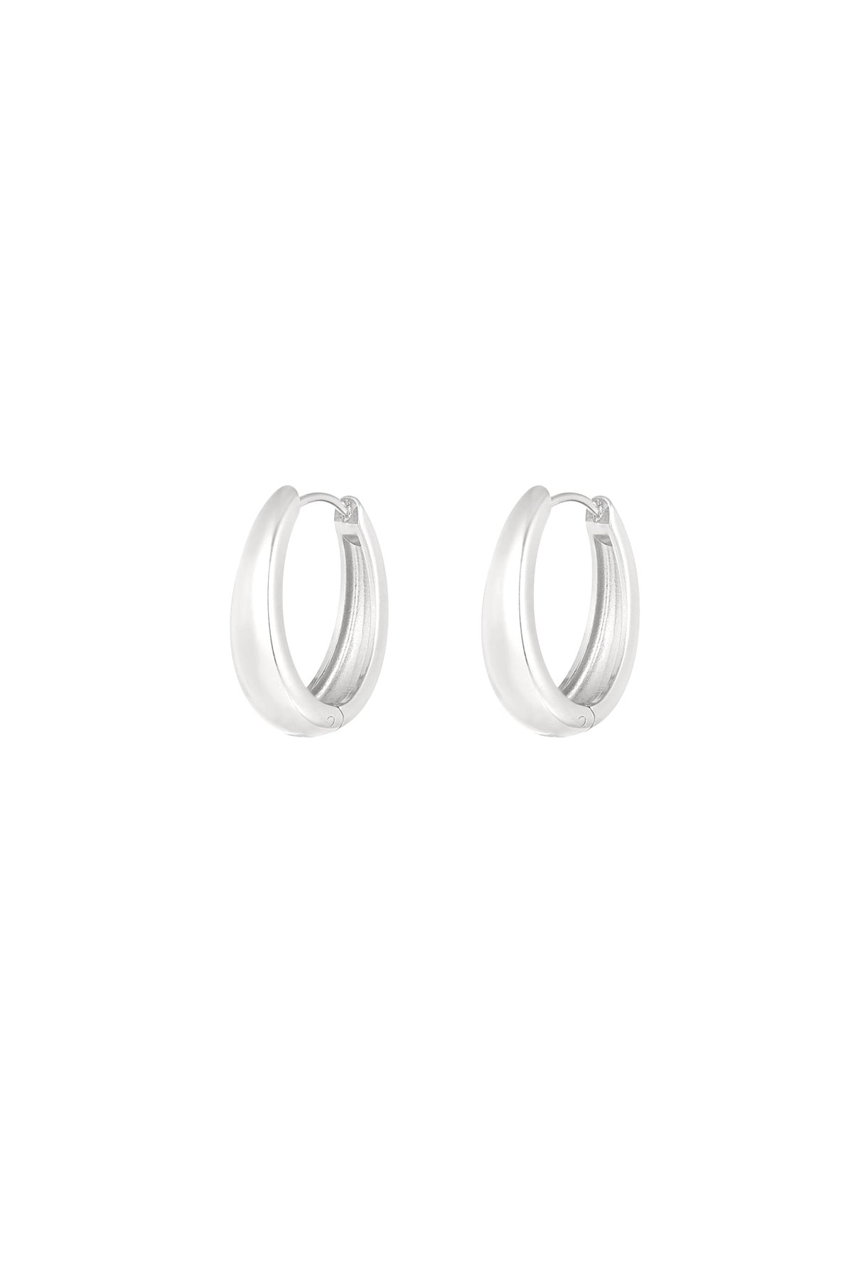 classy hoop oorbellen
