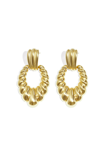 Statement oorbellen schelpmotief