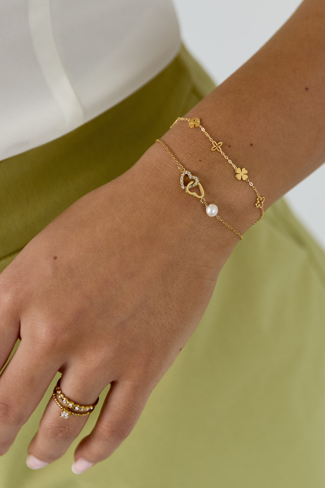 armband vijf bedels