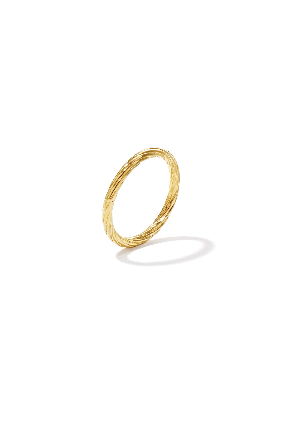 Minimalistische ring met strepen